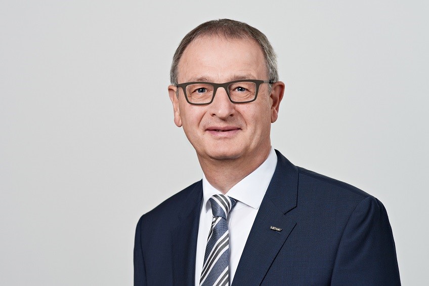 Dr Wilfried Schafer